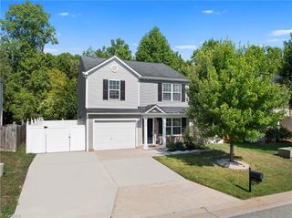 2336 Waverly Dell Drive SE, Winston-salem, NC 27127
