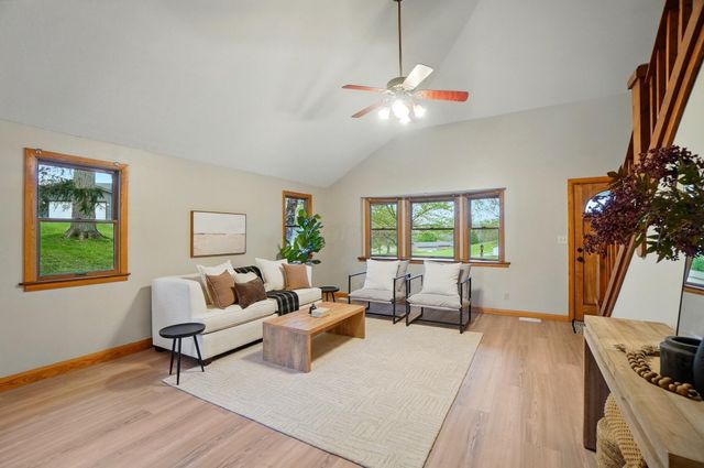 81 Country Road, Urbana, OH 43078