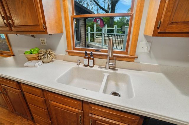 81 Country Road, Urbana, OH 43078