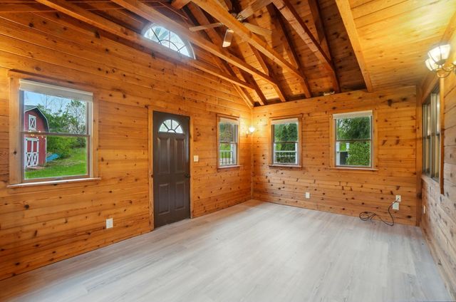 81 Country Road, Urbana, OH 43078