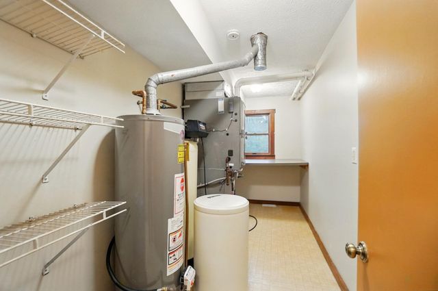 81 Country Road, Urbana, OH 43078