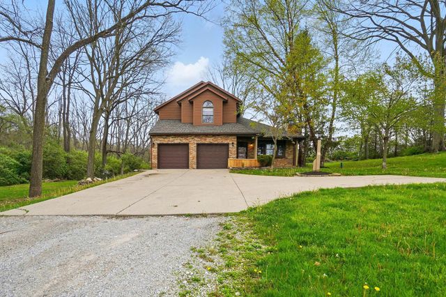 81 Country Road, Urbana, OH 43078