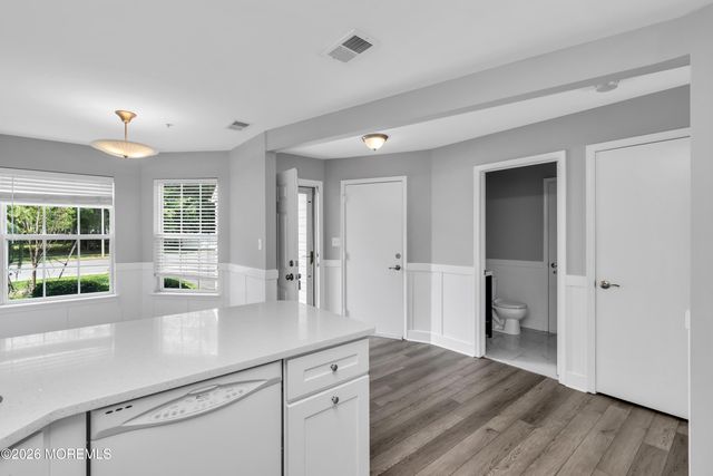 4205 Norma Place 4205, Toms River, NJ 08755