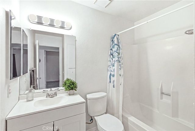 2868 S Arcadian Shores, Ontario, CA 91761