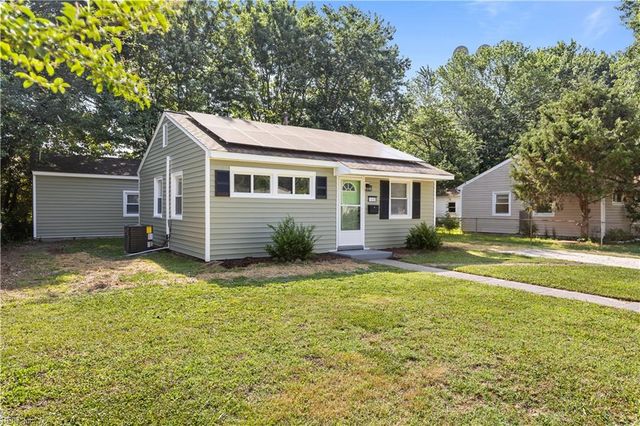 1445 Oakcrest DR, Hampton, VA 23663