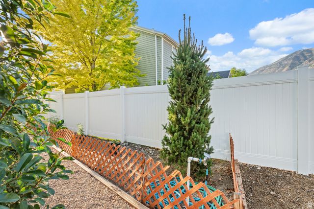 166 N 765 E, Pleasant Grove, UT 84062