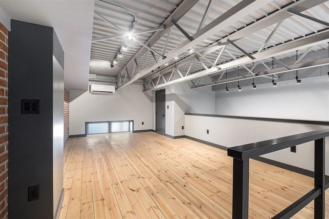 220 King Street 6, Lowell, MI 49331