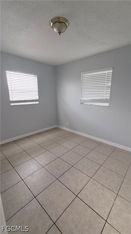 5449 6th AVE 5447, Fort Myers, FL 33907