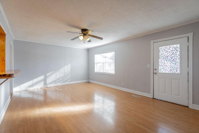 5603 Clemons Road, Chattanooga, TN 37412