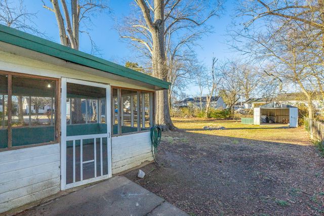 5603 Clemons Road, Chattanooga, TN 37412