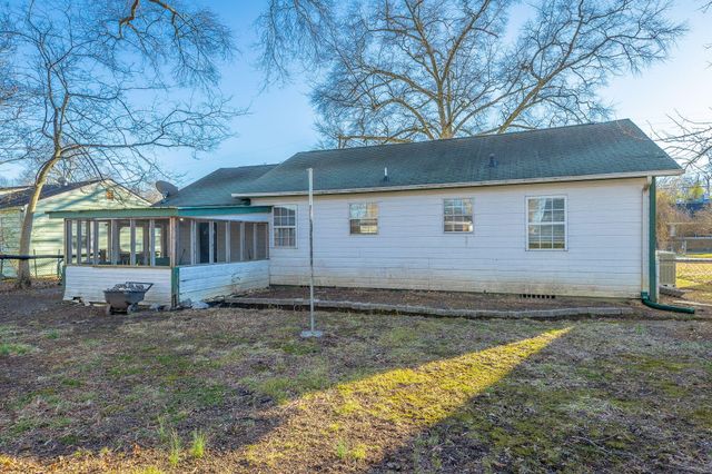 5603 Clemons Road, Chattanooga, TN 37412
