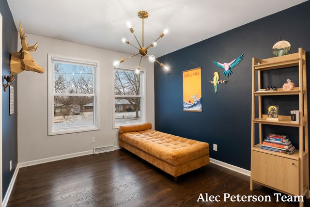 1728 Lenora Terrace NW, Grand Rapids, MI 49504