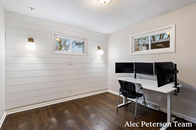 1728 Lenora Terrace NW, Grand Rapids, MI 49504