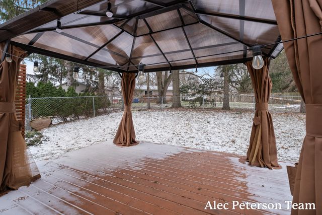 1728 Lenora Terrace NW, Grand Rapids, MI 49504