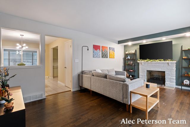 1728 Lenora Terrace NW, Grand Rapids, MI 49504