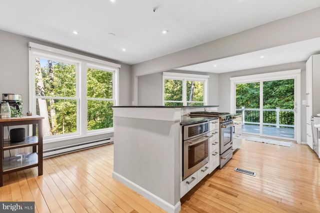 13911 PISCATAWAY DR, Fort Washington, MD 20744