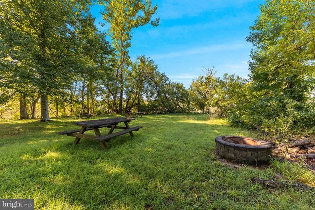 13911 PISCATAWAY DR, Fort Washington, MD 20744