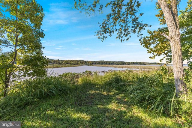 13911 PISCATAWAY DR, Fort Washington, MD 20744
