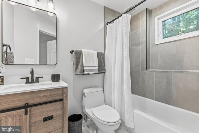 13911 PISCATAWAY DR, Fort Washington, MD 20744