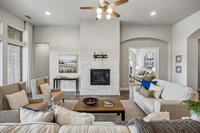 409 Calmwater Cove, Mckinney, TX 75071