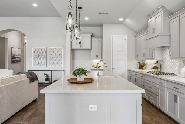 409 Calmwater Cove, Mckinney, TX 75071