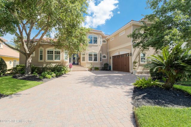 1868 CHRISTOPHER POINT Road S, Jacksonville, FL 32217