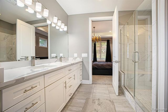 5888 Wyndam Lane, Brighton, MI 48116