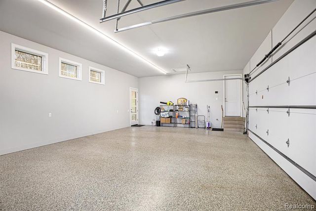 5888 Wyndam Lane, Brighton, MI 48116