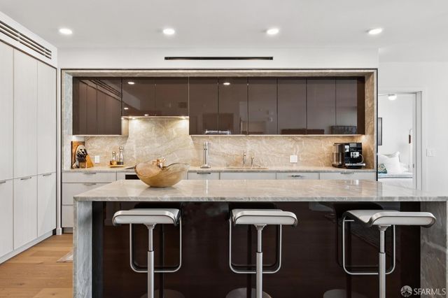 2525 Van Ness Avenue 604, San Francisco, CA 94109