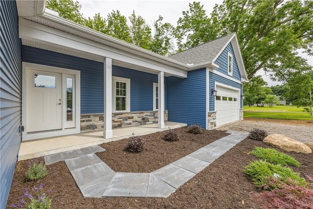 7078 Ontario Center Road, Ontario, NY 14519