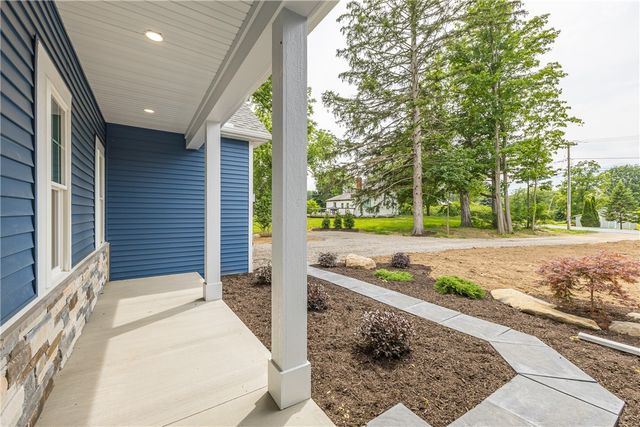 7078 Ontario Center Road, Ontario, NY 14519