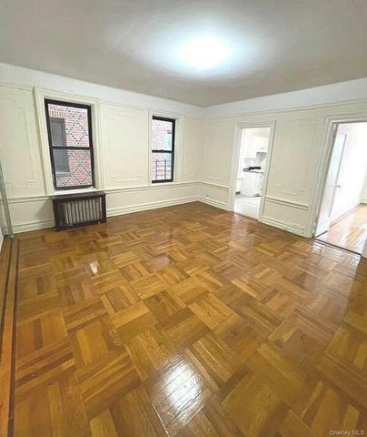 42-35 159TH Street 1A, Flushing, NY 11358