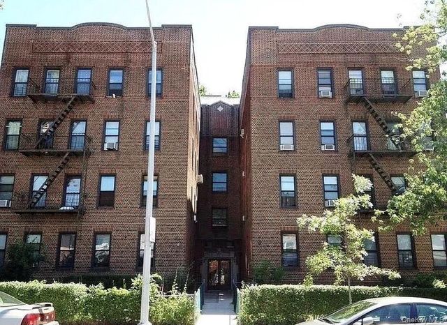 42-35 159TH Street 1A, Flushing, NY 11358