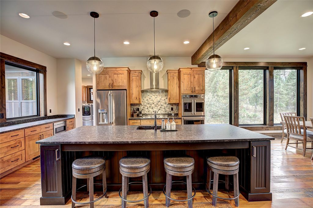 1064 Whitefish Village Drive, Whitefish, MT 59937 photo 8