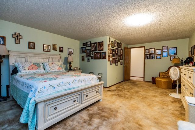 13308 Cozy Corner Road, Siloam Springs, AR 72761
