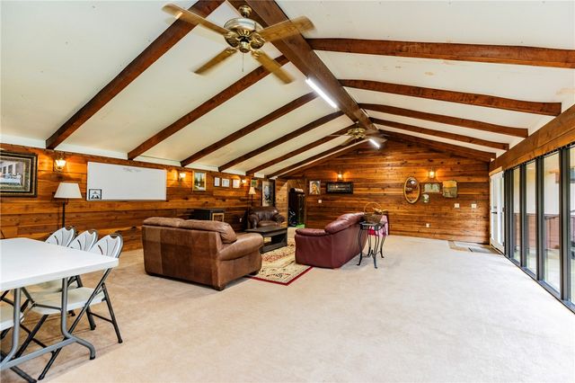 13308 Cozy Corner Road, Siloam Springs, AR 72761