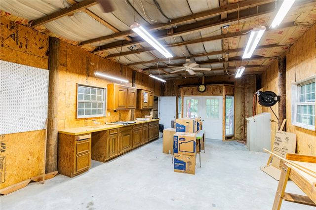 13308 Cozy Corner Road, Siloam Springs, AR 72761