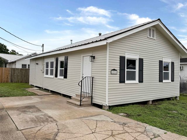 1211 Church, Houma, LA 70360