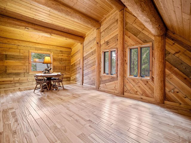 5720 Blue Mountain Dr, Grizzly Flats, CA 95636