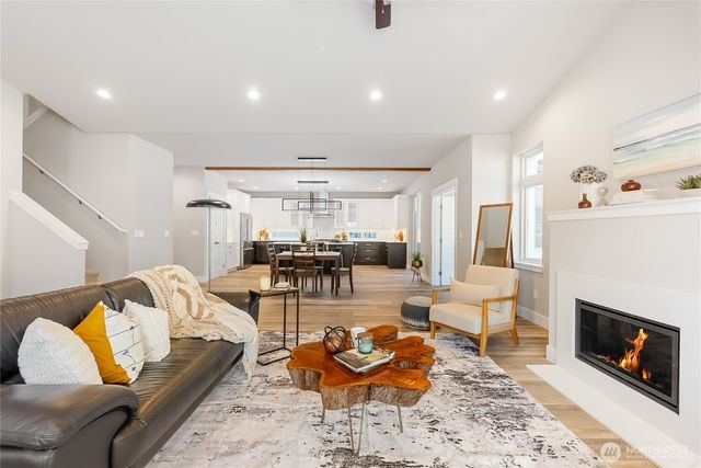 9077 Sea Mist Lane, Blaine, WA 98230