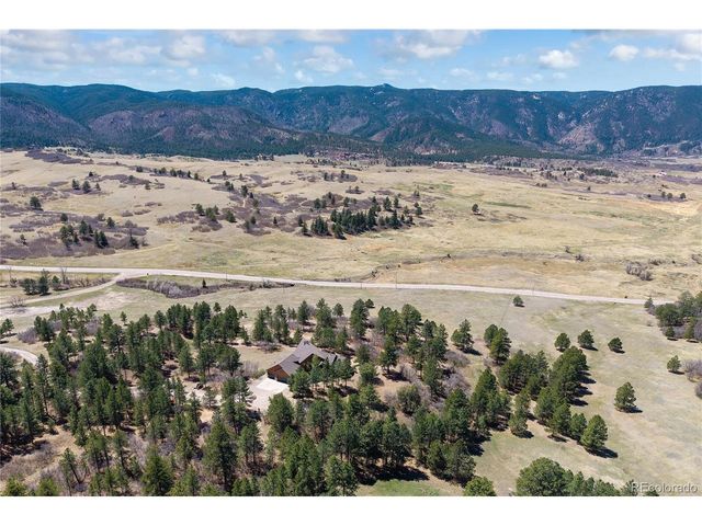 9676 S Perry Park Rd, Larkspur, CO 80118