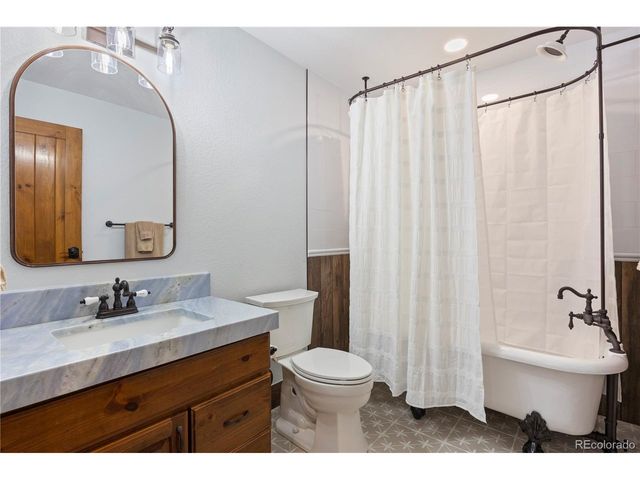9676 S Perry Park Rd, Larkspur, CO 80118