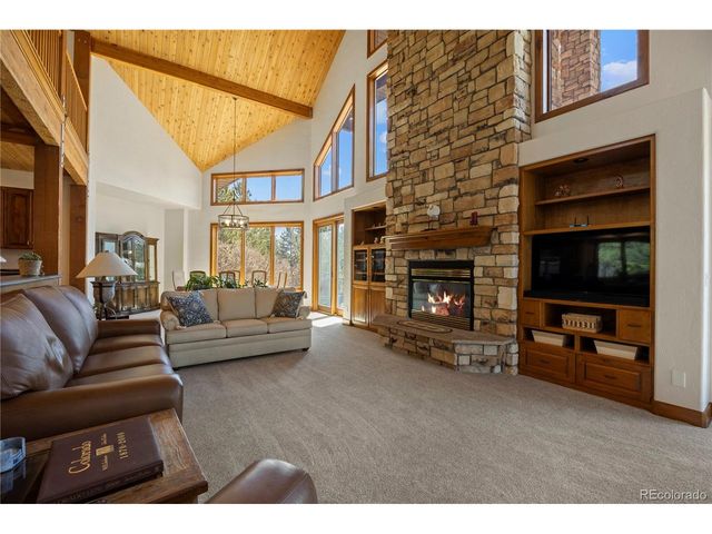 9676 S Perry Park Rd, Larkspur, CO 80118