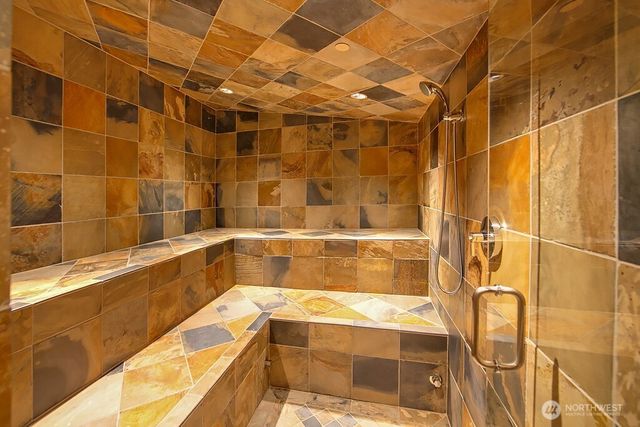 11211 Wachusett Road, Woodway, WA 98020