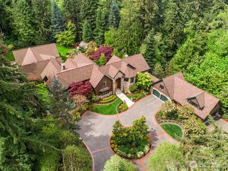 11211 Wachusett Road, Woodway, WA 98020