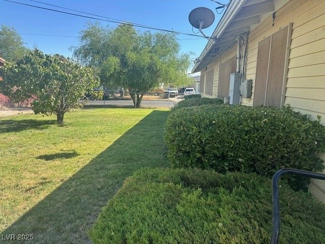 1643 E Street, Las Vegas, NV 89106