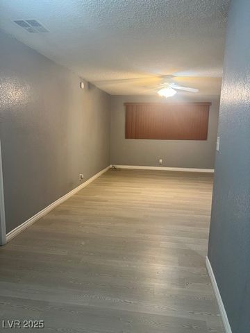 1643 E Street, Las Vegas, NV 89106