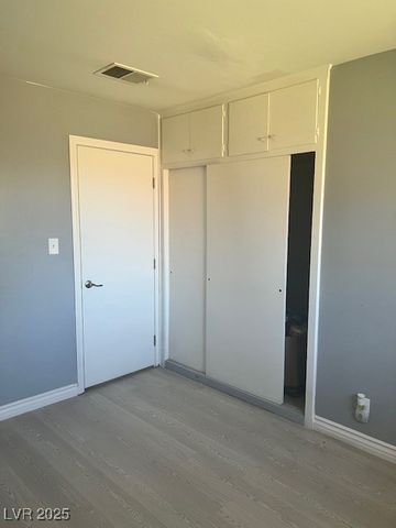 1643 E Street, Las Vegas, NV 89106