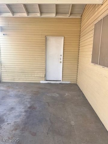 1643 E Street, Las Vegas, NV 89106