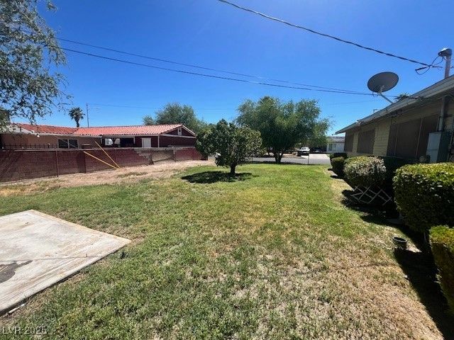 1643 E Street, Las Vegas, NV 89106